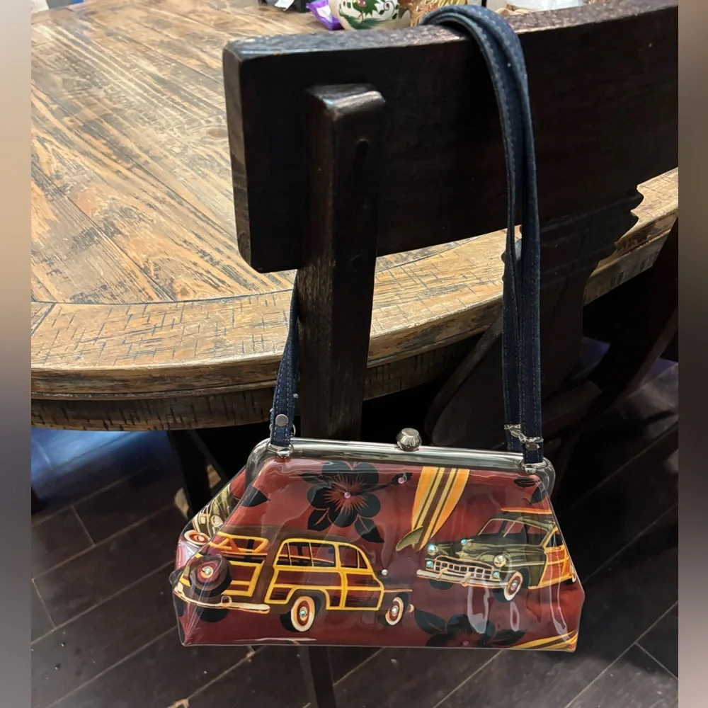 M. Andonia Y2K Wagon Motif Hand Bag - Picture 3 of 15